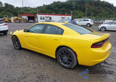 2018 Dodge Charger Gt Awd z USA, uszkodzony, nr VIN 2C3CDXJG6JH115743